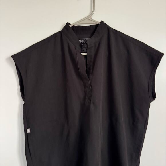 FIGS Black Rafaela Oversized Scrub Top Size XXS - Picture 3 of 7